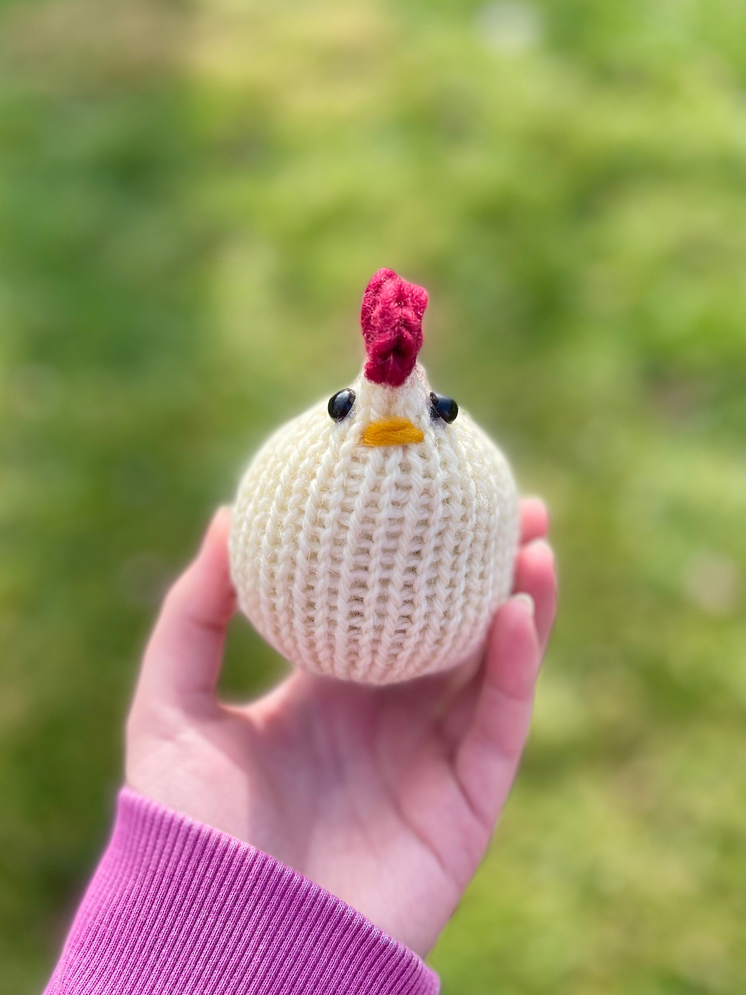Small Knitted Wool Chicken | Farmhouse Decor