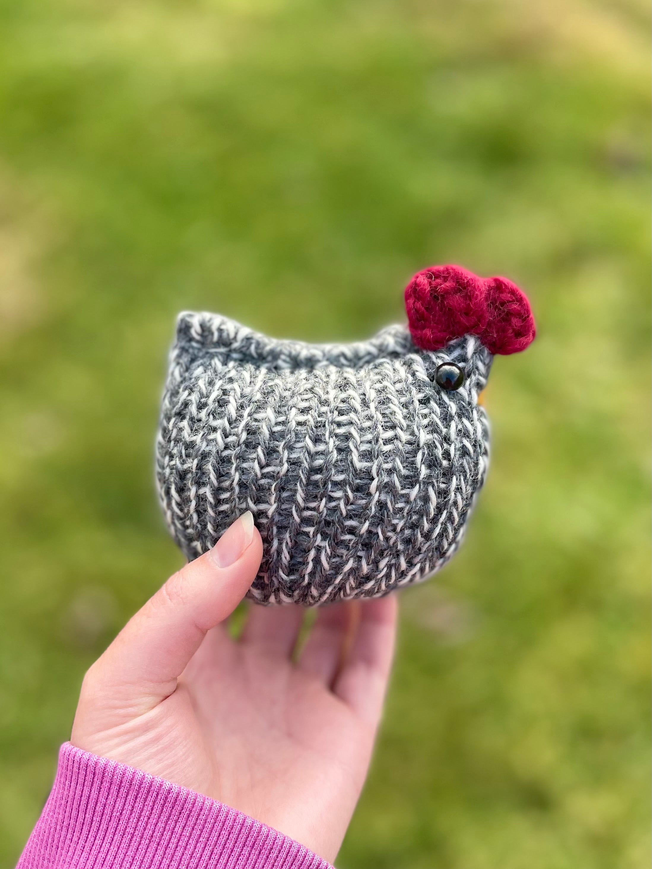 Small Knitted Wool Chicken | Farmhouse Decor