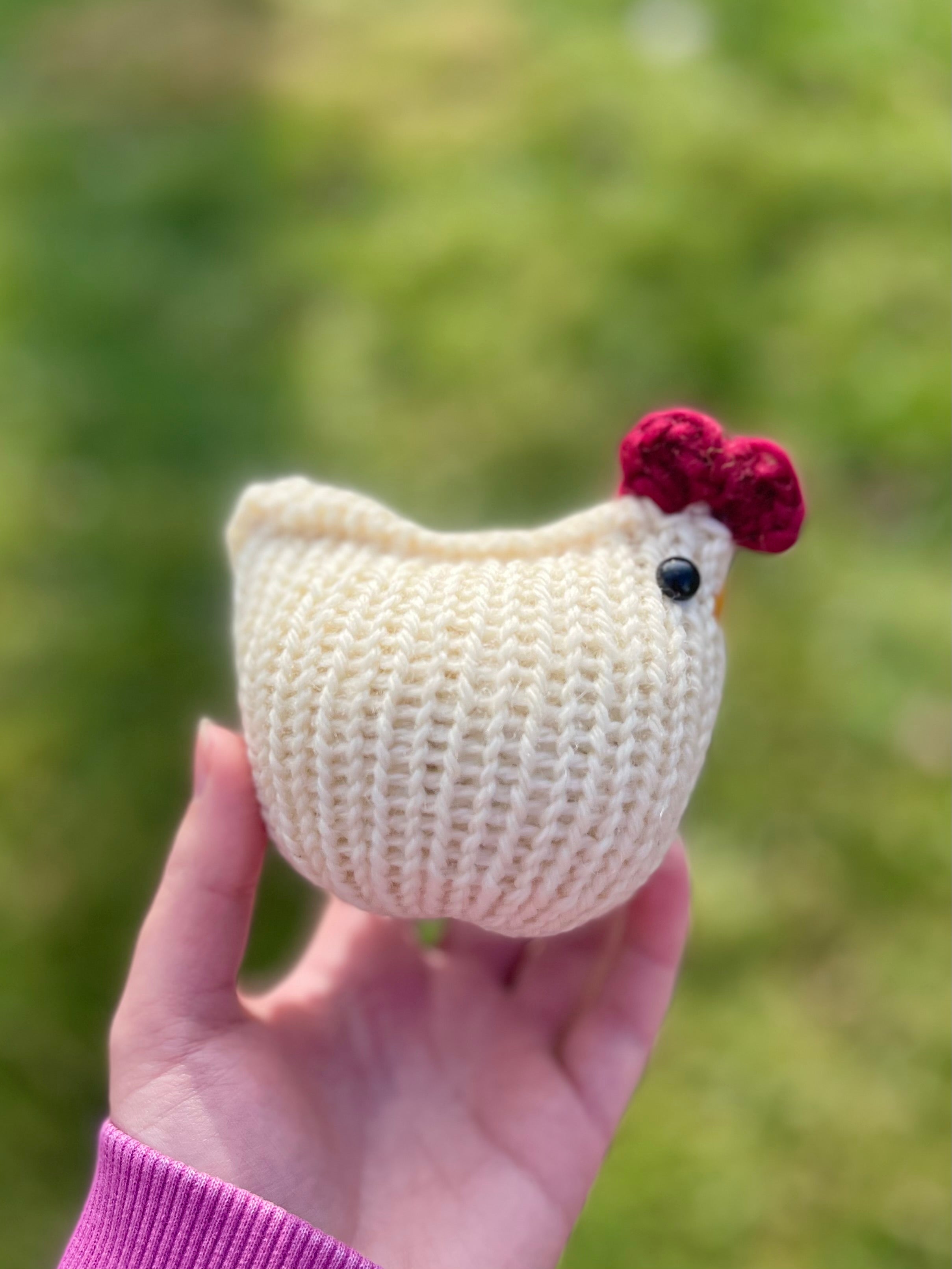 Small Knitted Wool Chicken | Farmhouse Decor